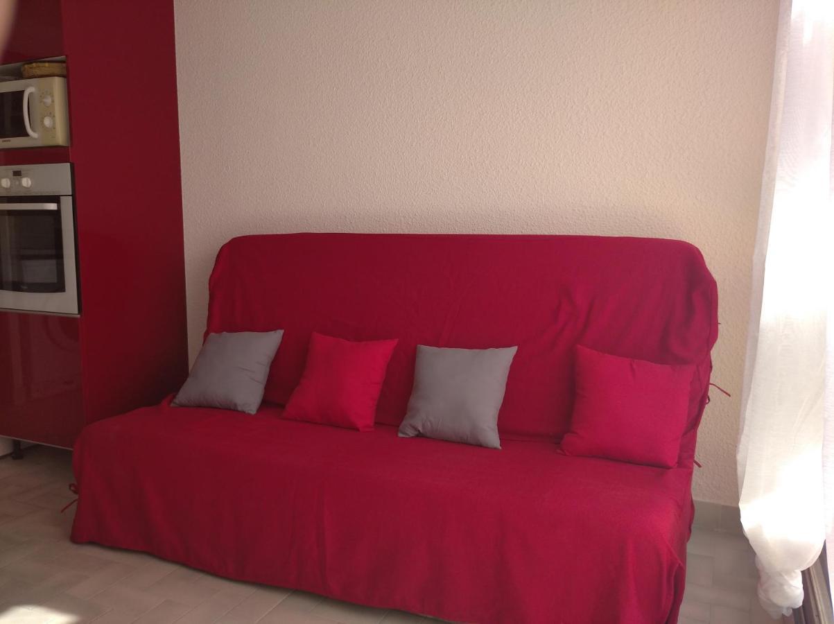 Residence Le Neptuna 50 Metres Plage Reservation Du Samedi Au Samedi En Haute Saison Agde Kültér fotó