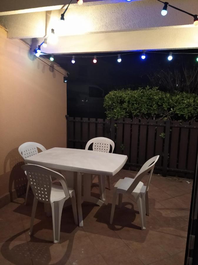 Residence Le Neptuna 50 Metres Plage Reservation Du Samedi Au Samedi En Haute Saison Agde Kültér fotó