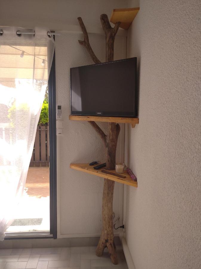 Residence Le Neptuna 50 Metres Plage Reservation Du Samedi Au Samedi En Haute Saison Agde Kültér fotó