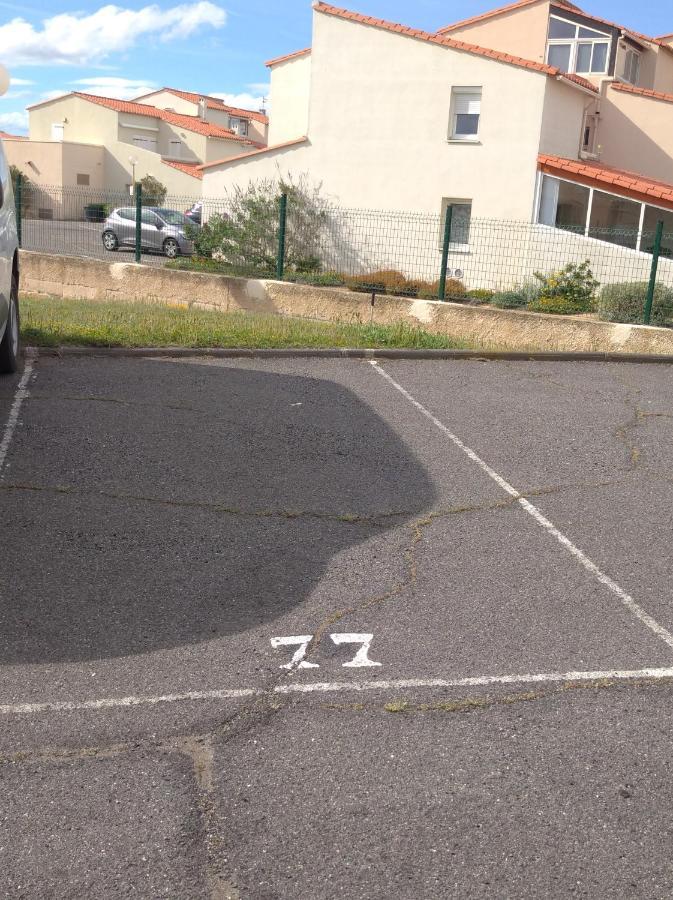 Residence Le Neptuna 50 Metres Plage Reservation Du Samedi Au Samedi En Haute Saison Agde Kültér fotó